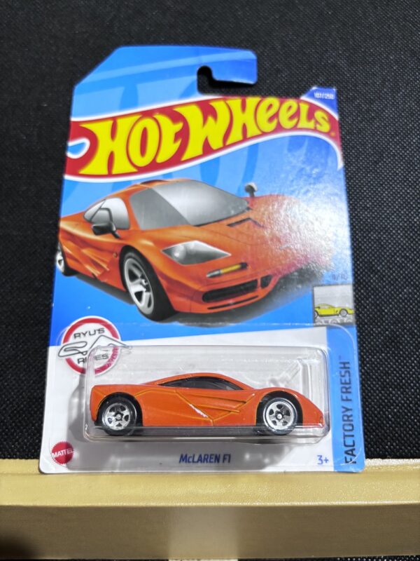 McLAREN F1 McLAREN F1